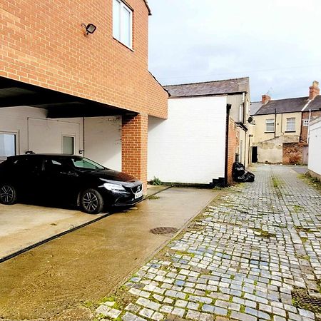 Apartment 1 Exquisite Two King Bedroom With En Suites - Close To The Town Centre, Rail, Airport And Theatre Darlington (Durham) Exterior foto